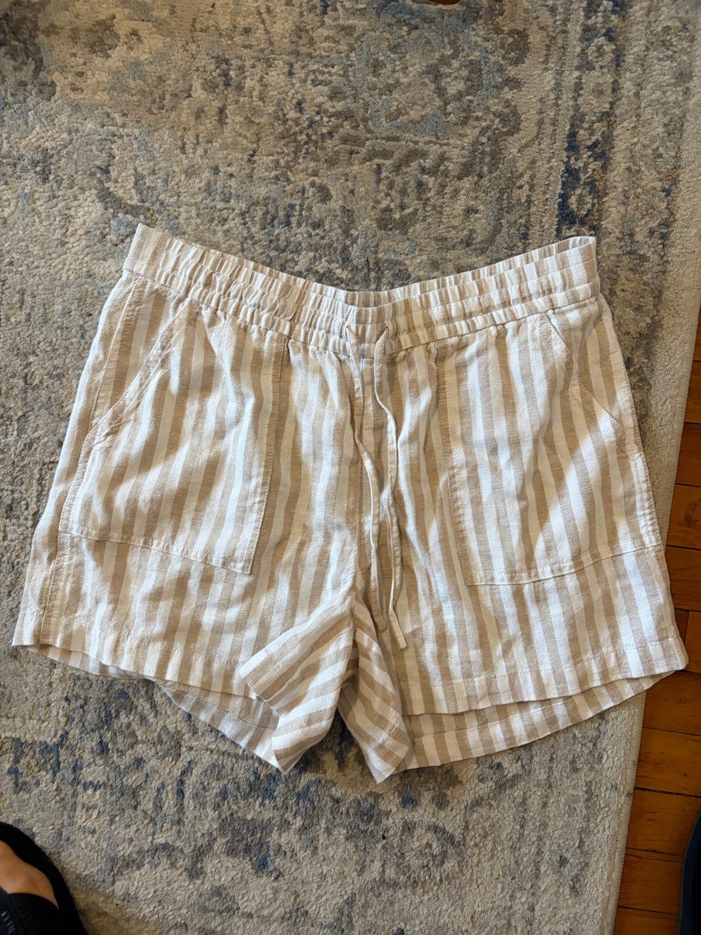 J. Crew Women’s S Small Beige and White High-Waist Linen-Blend Shorts NWT